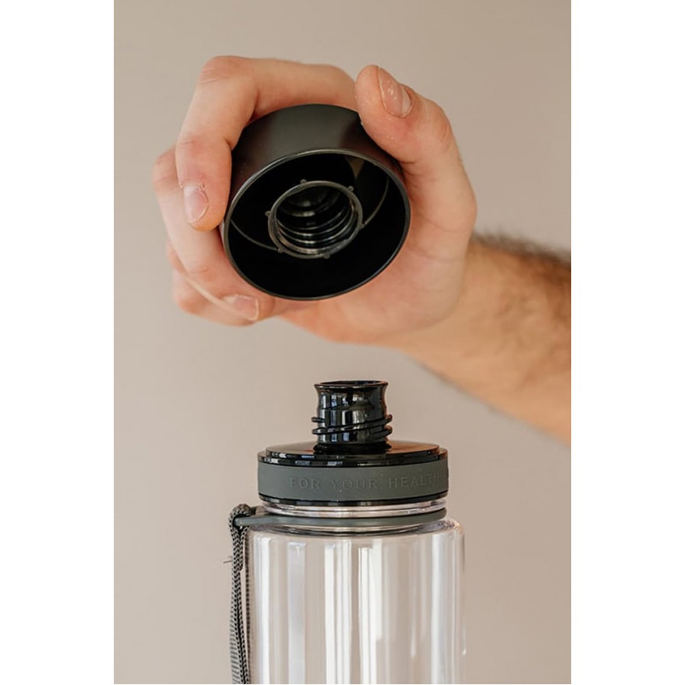 Equa - Plain Black BPA free bottle - 600ml